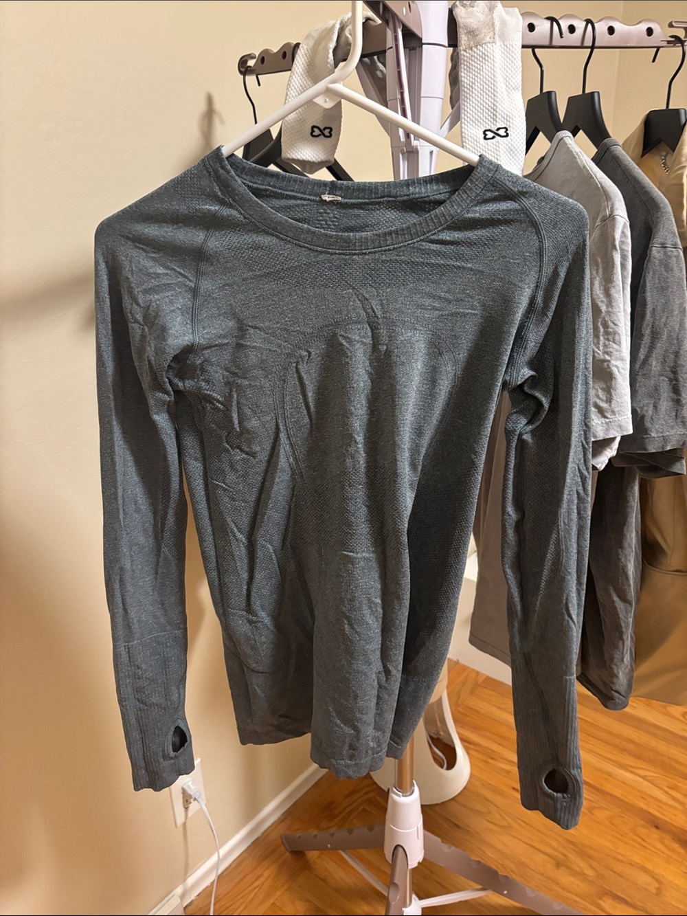 Lululemon swiftly size 6 green